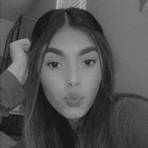 Meet your Posher, Destini